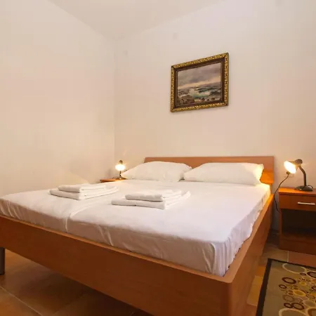 Fuer 4 Personen Ca 40 Qm In Kukci, Istrien Istrische Riviera Apartman *